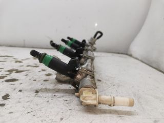 bontott FORD FOCUS I Porlasztó Sor / Híd