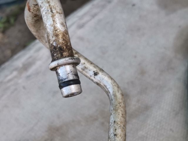 bontott FORD FOCUS I Szervócső