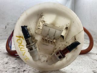 bontott FORD FOCUS I Üzemanyag Szivattyú