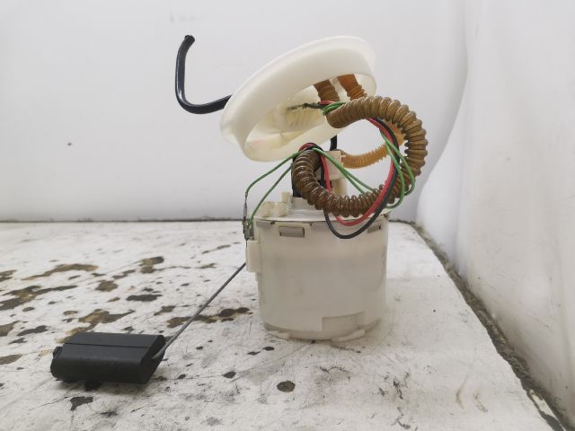 bontott FORD FOCUS I Üzemanyag Szivattyú