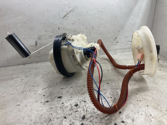 bontott FORD FOCUS I Üzemanyag Szivattyú