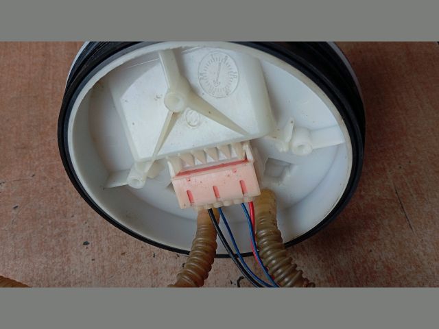 bontott FORD FOCUS I Üzemanyag Szivattyú