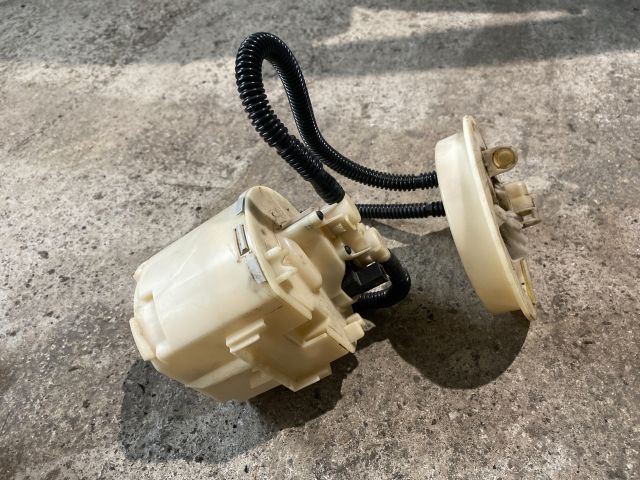 bontott FORD FOCUS I Üzemanyag Szivattyú