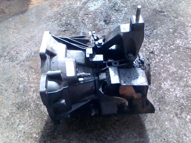 bontott FORD FOCUS I Váltó (Mechanikus)