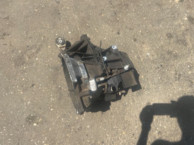 bontott FORD FOCUS I Váltó (Mechanikus)