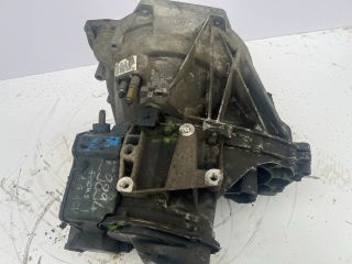 bontott FORD FOCUS I Váltó (Mechanikus)