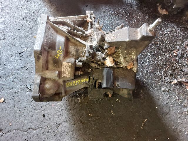 bontott FORD FOCUS I Váltó (Mechanikus)