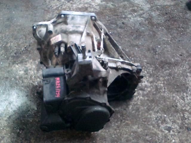 bontott FORD FOCUS I Váltó (Mechanikus)