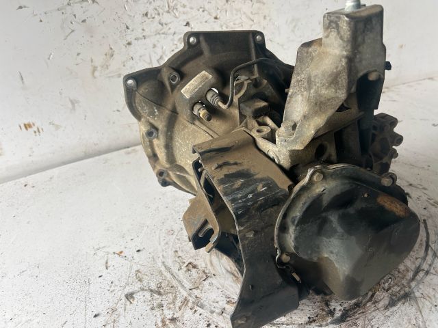 bontott FORD FOCUS I Váltó (Mechanikus)