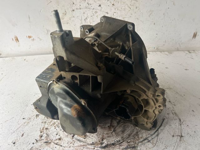 bontott FORD FOCUS I Váltó (Mechanikus)