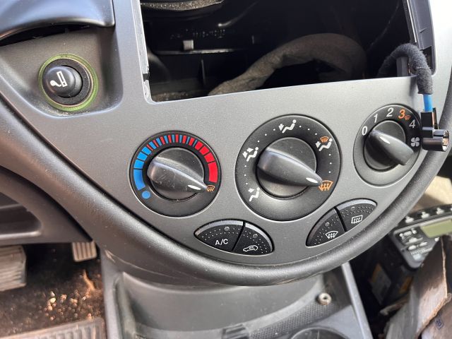 bontott FORD FOCUS I Váltó (Mechanikus)