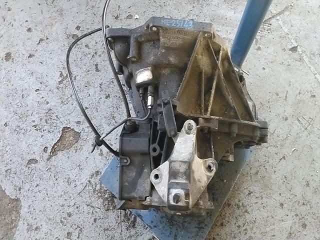 bontott FORD FOCUS I Váltó (Mechanikus)