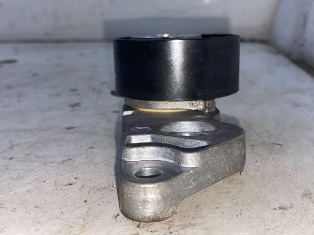 bontott FORD FOCUS I Vezérlés Lánc / Szíj Feszítő Görgő