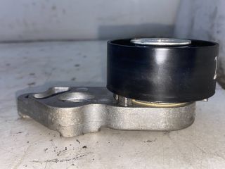 bontott FORD FOCUS I Vezérlés Lánc / Szíj Feszítő Görgő