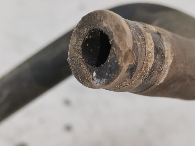 bontott FORD FOCUS I Vízcső