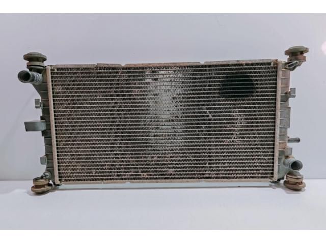 bontott FORD FOCUS I Vízhűtő Radiátor (Nem klímás)