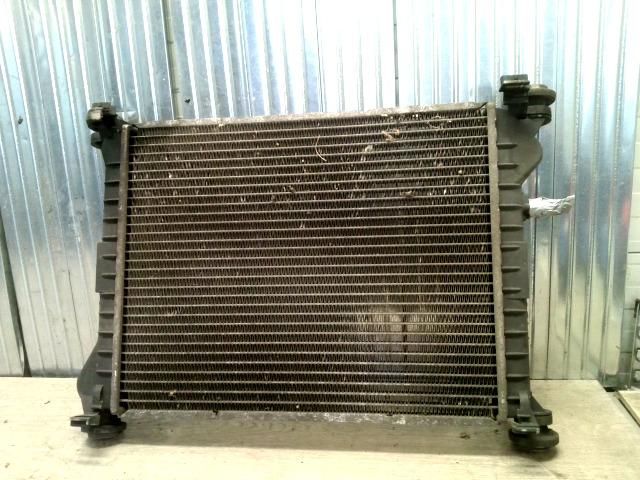 bontott FORD FOCUS I Vízhűtő Radiátor (Nem klímás)