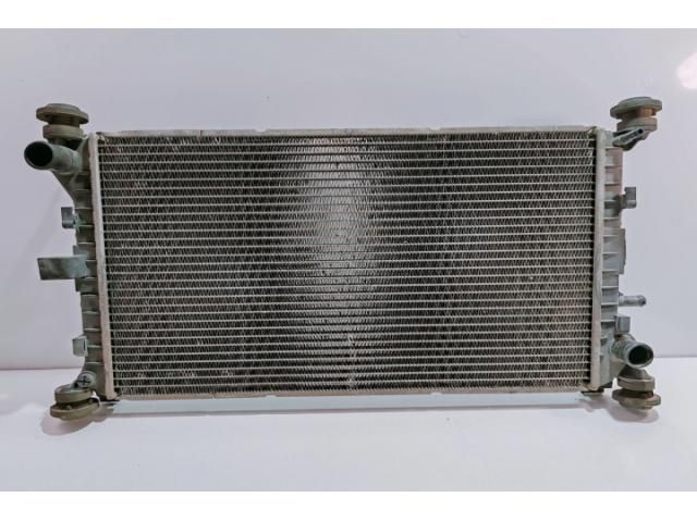 bontott FORD FOCUS I Vízhűtő Radiátor (Nem klímás)