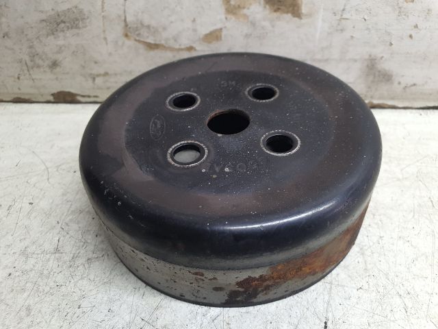 bontott FORD FOCUS I Vízpumpa Szíjtárcsa