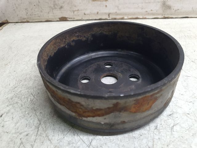 bontott FORD FOCUS I Vízpumpa Szíjtárcsa