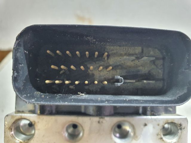 bontott FORD FOCUS I ABS Kocka