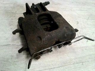 bontott FORD FOCUS I Bal első Féknyereg Munkahengerrel