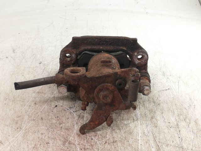 bontott FORD FOCUS I Bal hátsó Féknyereg Munkahengerrel