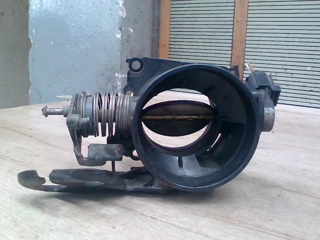 bontott FORD FOCUS I Fojtószelep (Mechanikus)