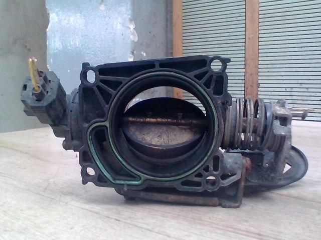 bontott FORD FOCUS I Fojtószelep (Mechanikus)