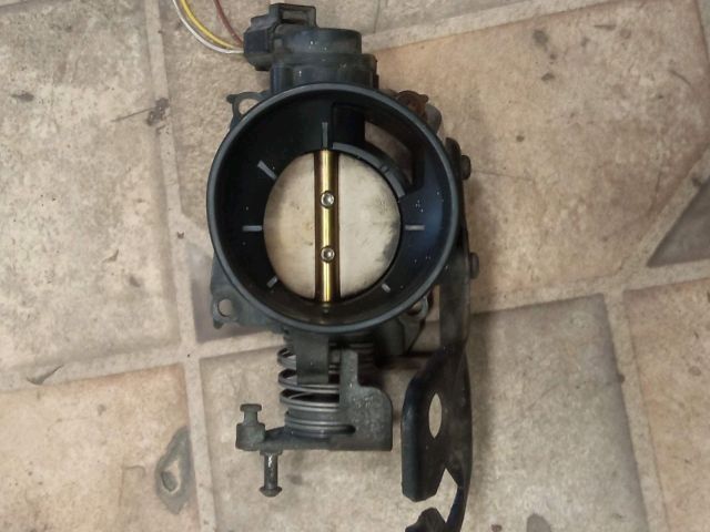 bontott FORD FOCUS I Fojtószelep (Mechanikus)