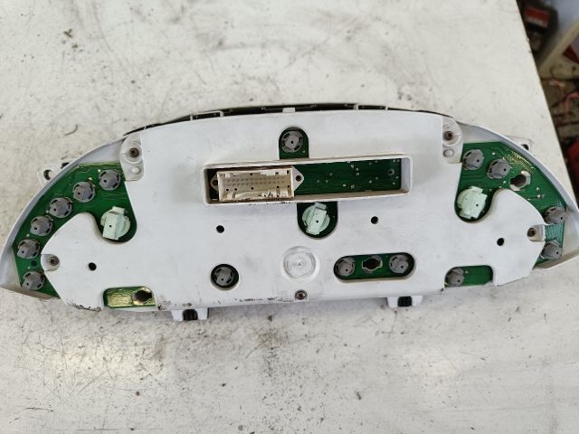 bontott FORD FOCUS I Kilométeróra