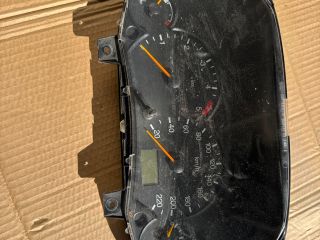 bontott FORD FOCUS I Kilométeróra