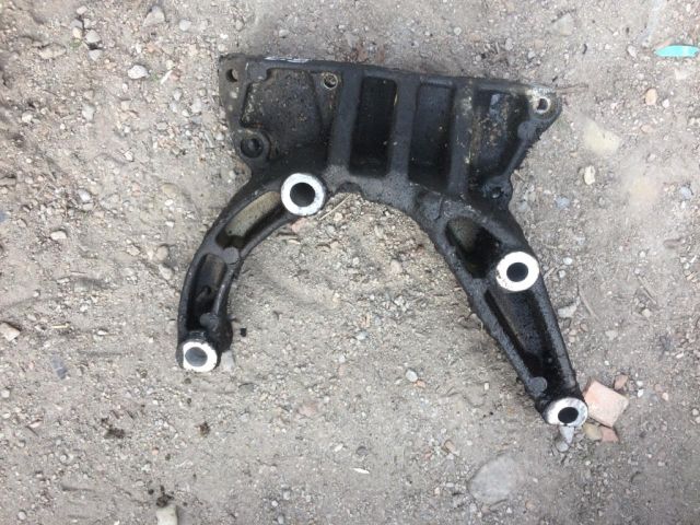 bontott FORD FOCUS I Klíma Szervó Szivattyú Bak