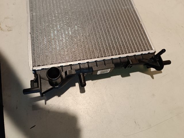 bontott FORD FOCUS I Klímahűtő Radiátor