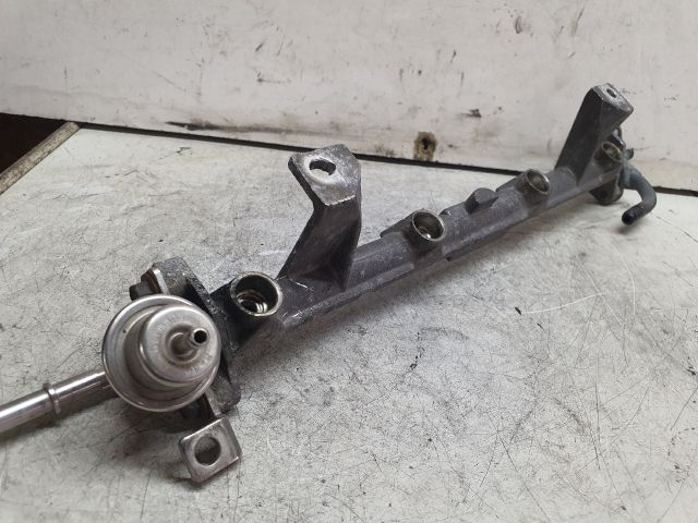 bontott FORD FOCUS I Közösnyomócső