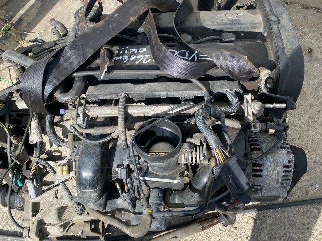 bontott FORD FOCUS I Motor (Fűzött blokk hengerfejjel)