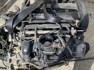 bontott FORD FOCUS I Motor (Fűzött blokk hengerfejjel)