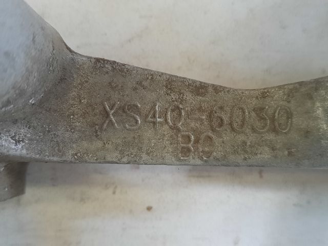 bontott FORD FOCUS I Motor Tartó Bak Jobb