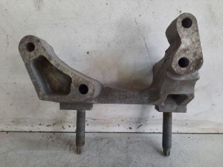 bontott FORD FOCUS I Motor Tartó Bak Jobb