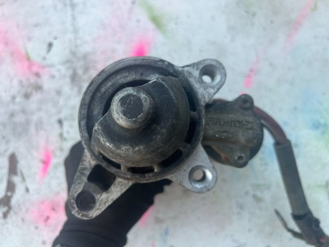 bontott FORD FOCUS I Önindító