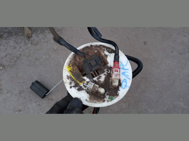 bontott FORD FOCUS I Üzemanyag Szivattyú