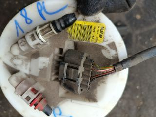 bontott FORD FOCUS I Üzemanyag Szivattyú