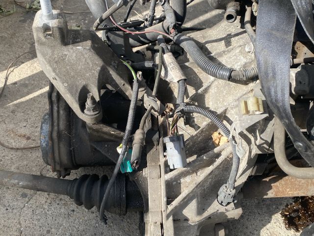 bontott FORD FOCUS I Váltó (Mechanikus)