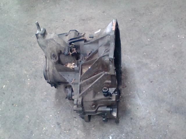 bontott FORD FOCUS I Váltó (Mechanikus)