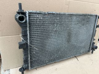 bontott FORD FOCUS I Vízhűtő Radiátor (Klímás)