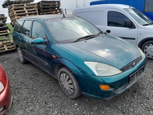 bontott FORD FOCUS I Vízpumpa