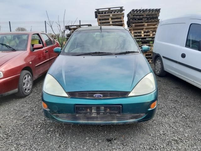 bontott FORD FOCUS I Vízpumpa