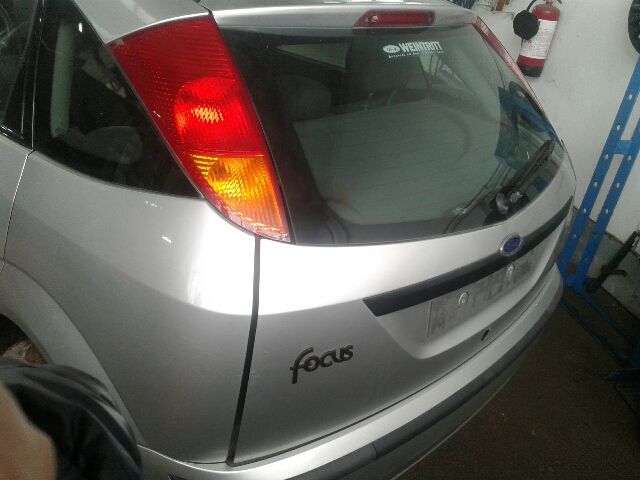 bontott FORD FOCUS I Bal Féltengely