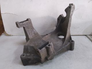 bontott FORD FOCUS I Generátor Tartó Bak