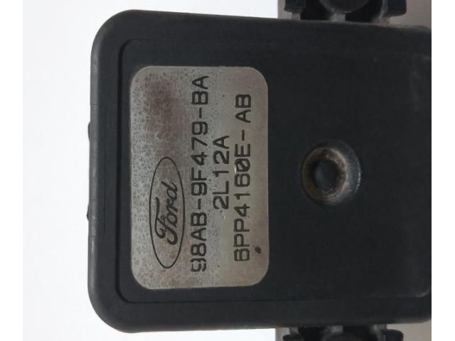 bontott FORD FOCUS I Jeladó (Magában)